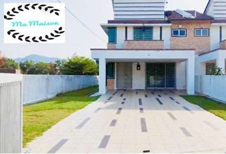 Sri Manjung Ma Maison Homestay Lumut Ngoại thất bức ảnh
